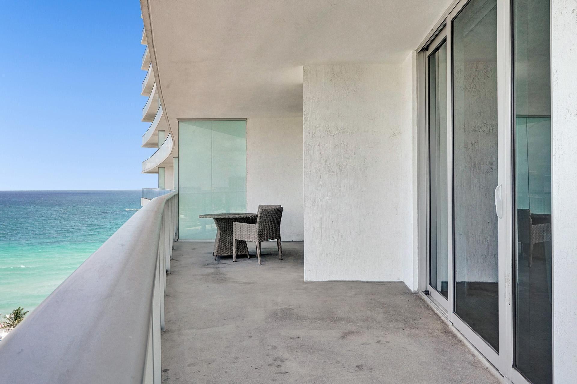 Lyfe Resort & Residences Beverley Beach Exterior foto